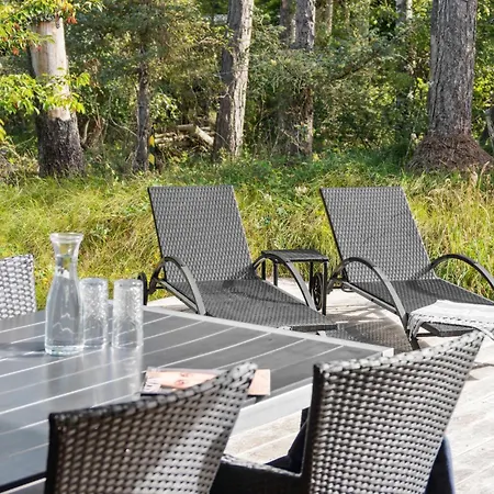 Awesome In Vaeggerlose With Kitchen * Bøtø By