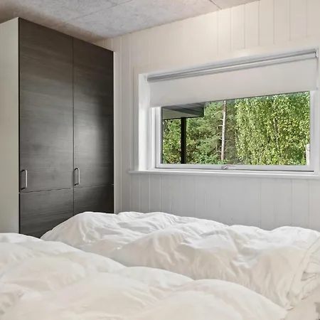 Awesome In Vaeggerlose With Kitchen