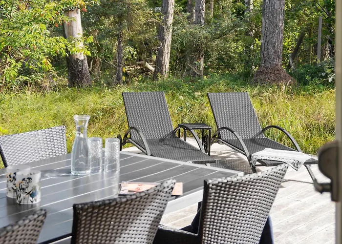 Awesome In Vaeggerlose With Kitchen * Bøtø By