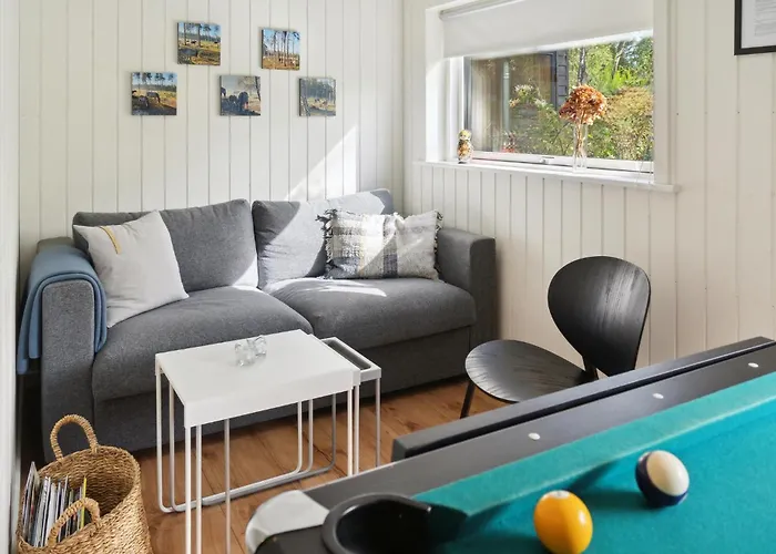 Awesome In Vaeggerlose With Kitchen